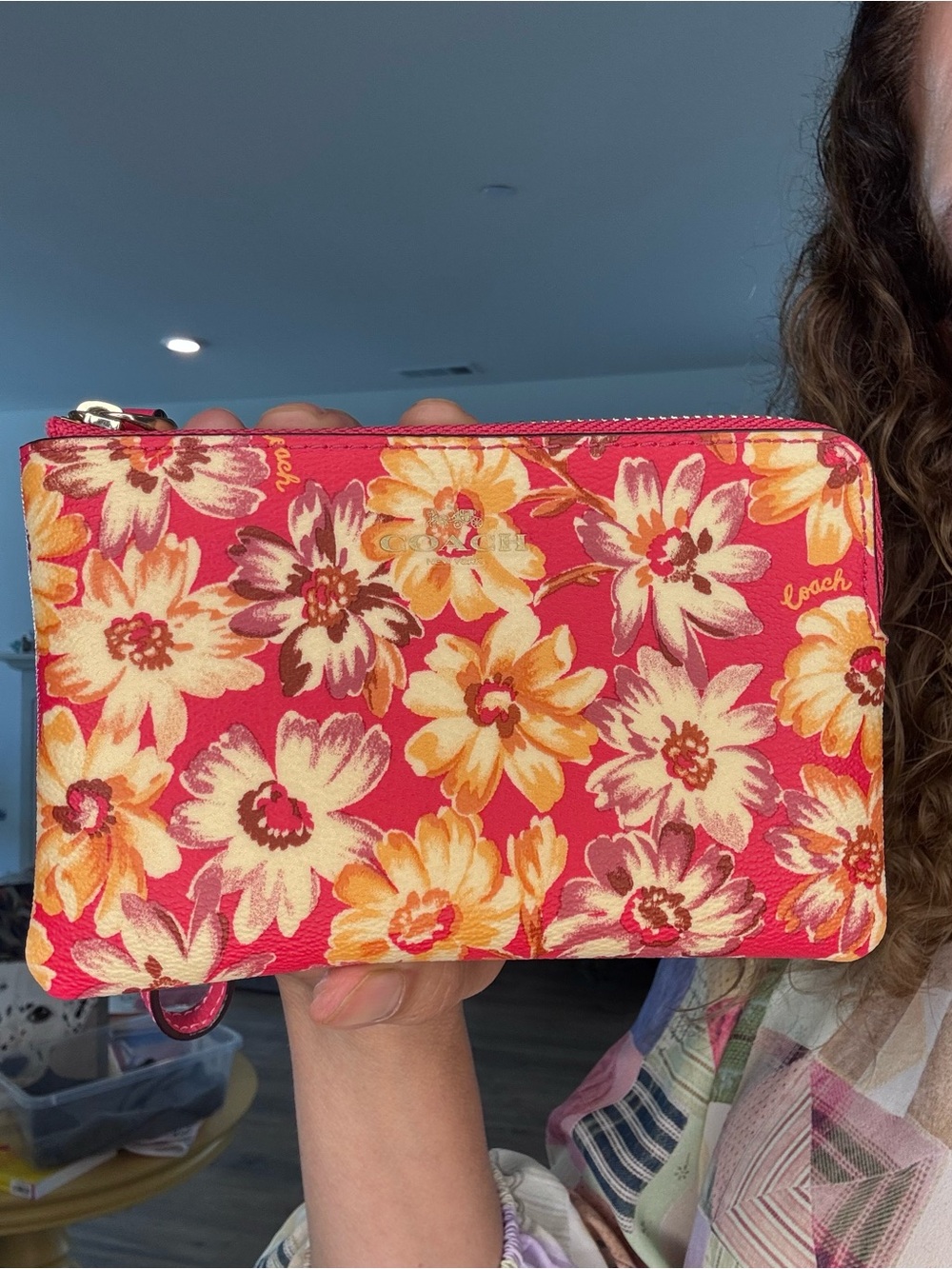 Coach Daisy Print Pink Floral camera bag and matching wristlet - Picture 12 of 17